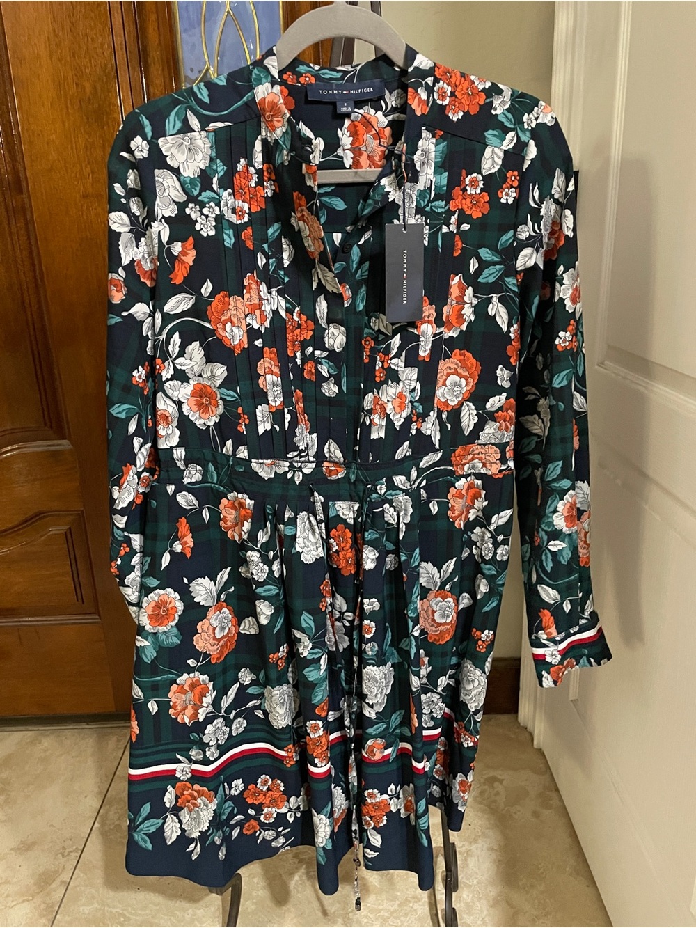Tommy Hilfiger Women's Dark Floral Long-Sleeve Dress Size M